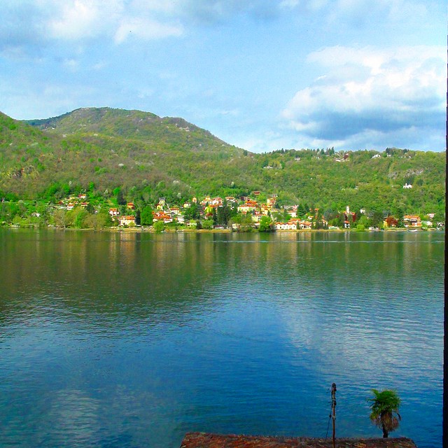 Моркоте - Вилла с видом на озеро и бассейном