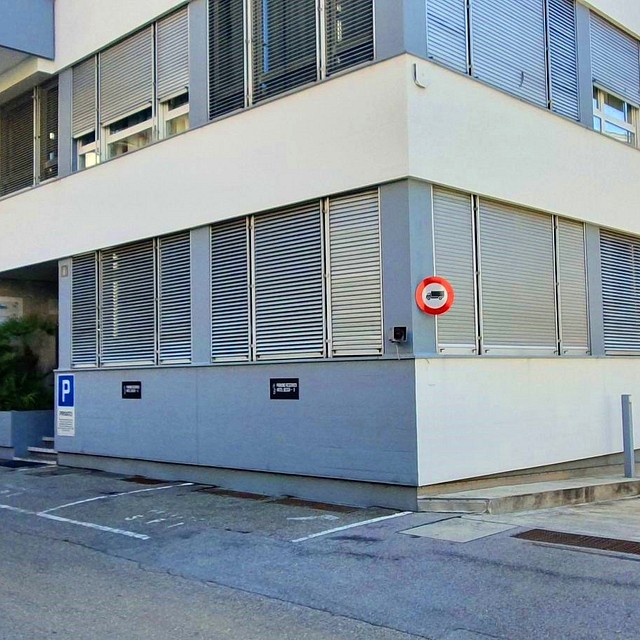Lugano - Bureaux entièrement rénovés à louer et à vendre