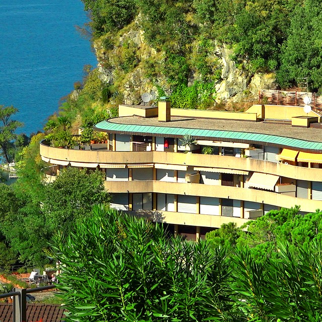 Campione d'Italia - Отремонтированная квартира с видом на озеро